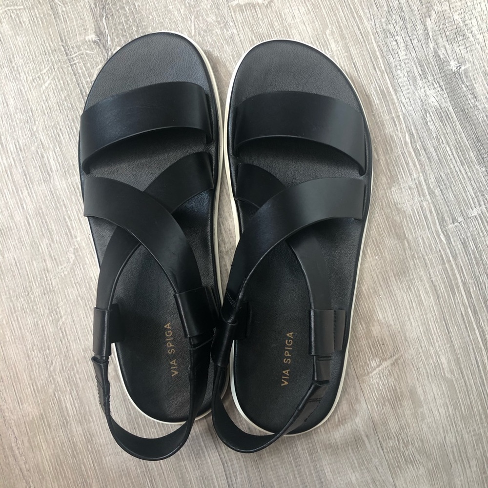 NIB Via Spiga Kalia Leather Strappy Sandal